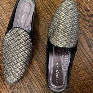 Donald J Pliner Mules